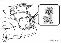 Toyota Corolla. Haken für Einkaufstüten