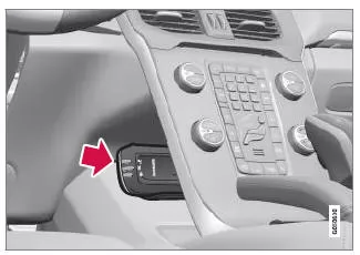 Volvo V40. Alkoholschloss* - Aufbewahrung